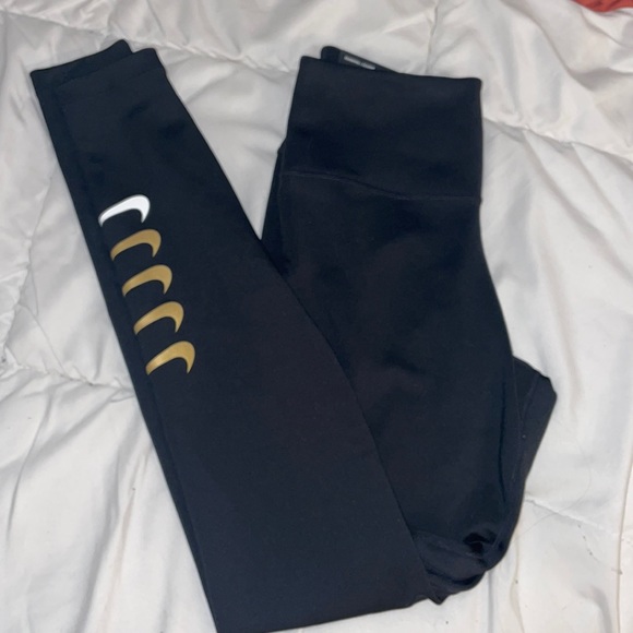 Nike leggings - Picture 1 of 2